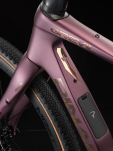 ZZBIKE - Tienda de Ciclismo Premium Perú Bicicleta gravel Pinarello Grevil F7 SRAM Force AXS portada lifestyle - ZZBIKE